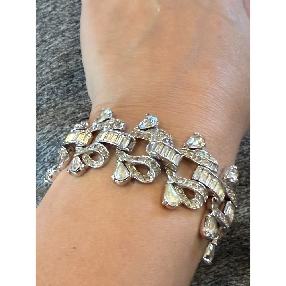 Vintage 1950s Mid-Century Rhodium Clear Rhinestone Baguette Ribbon Link Bracelet